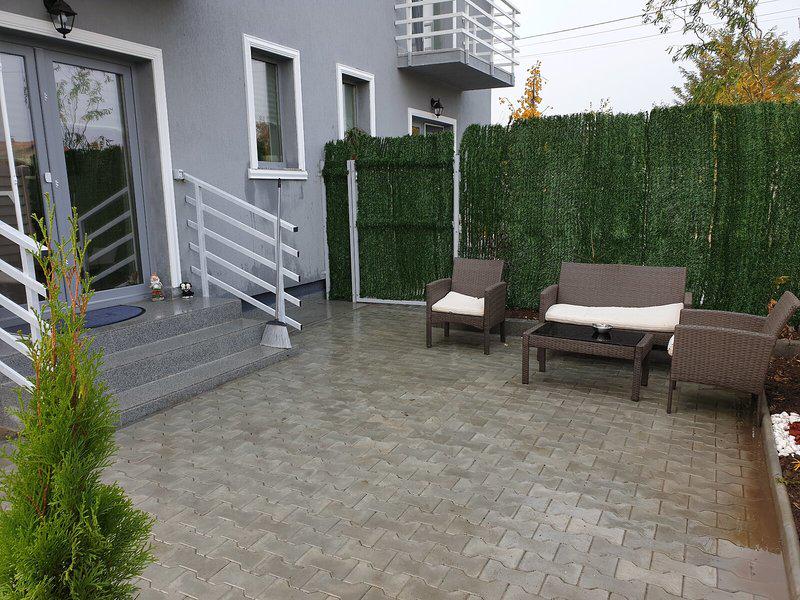 AF997261B3DE07C9B7C1608CB6DB613D