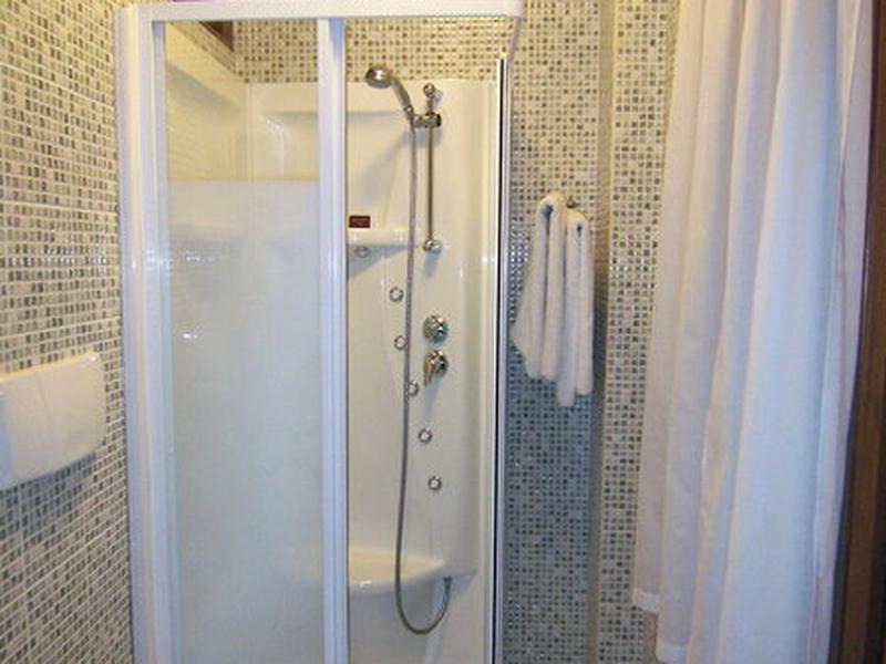 FC561344B11EC5369E8F04E1B2BC066D