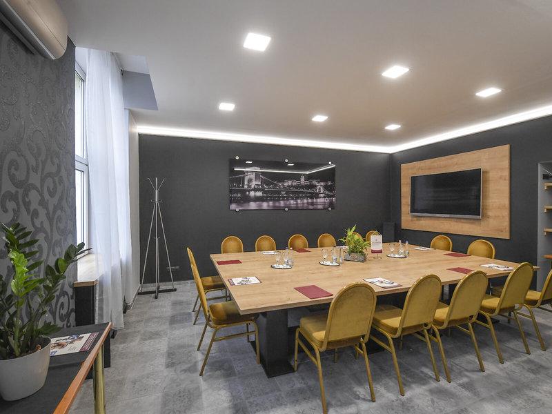 28323F463B92FCD77C6817BBDB0B8D5B