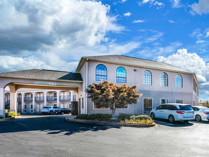 18766755843613307D3E2FA1D1B1AF50