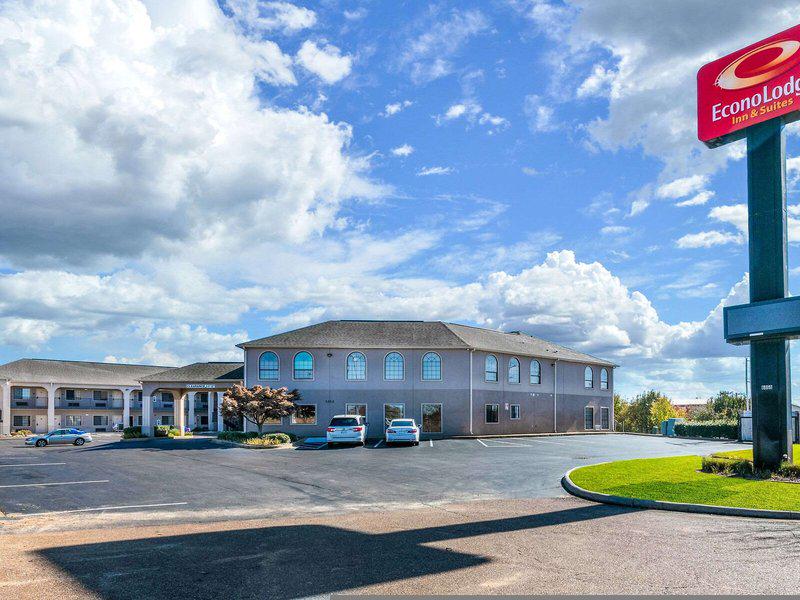 C8957904651EED2F175F48E0E1606C2D