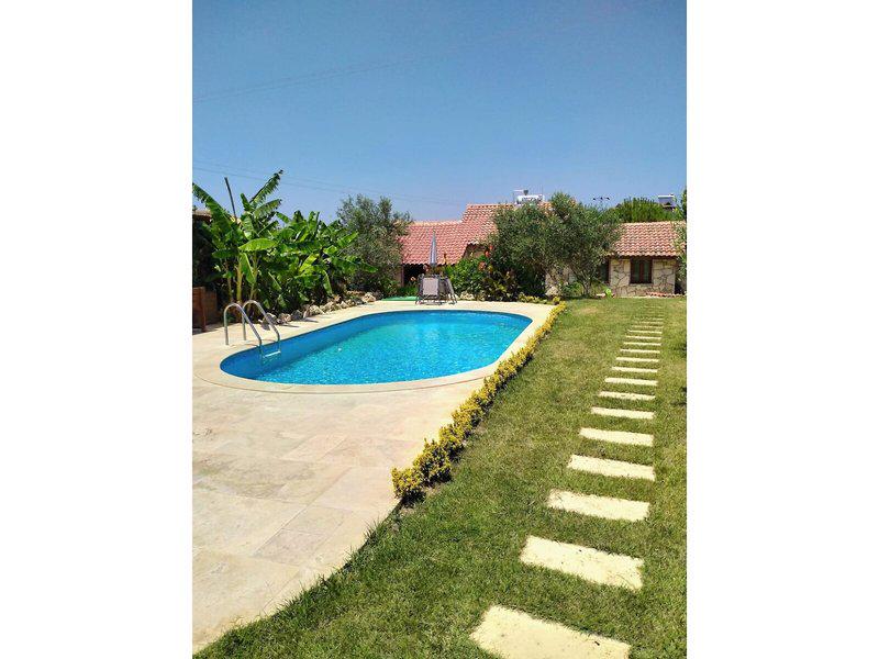 18335BF091B3A845A7F94C0F3C116C5D