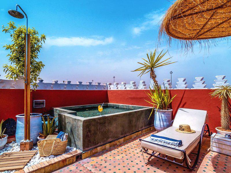 535A70BD9DC22F49B5B76AE95096BF16