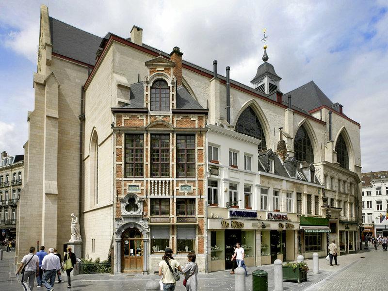 2F340609A32B52C873427B456A8E4146