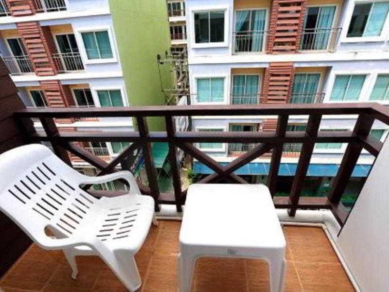 726FF7D85BE33BC65D2FA60F9E9AC53E