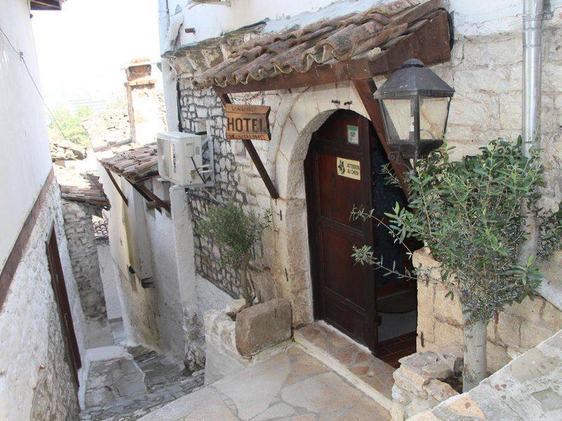 C29465FCA60A1A1240E851E97F1030CD