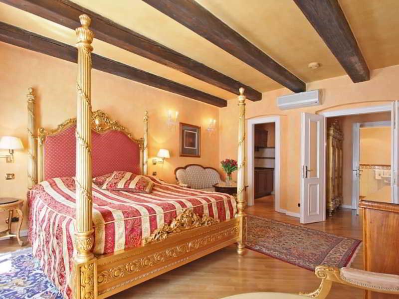 D363AD65BBD9D3F96B4E84110B586B24