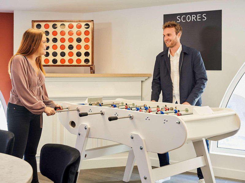 FB7CEB40B4C9A3D656B5936D3E2391C9