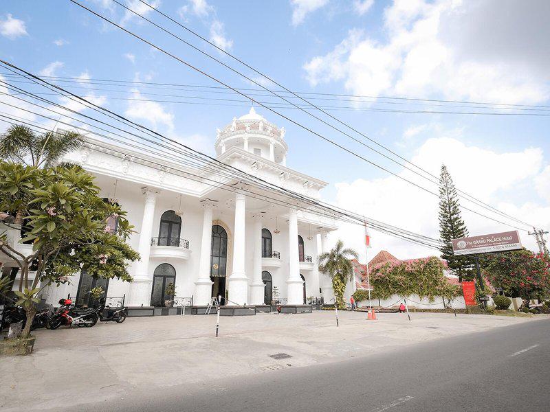 114DC86D9C493BED1588680756B63F89