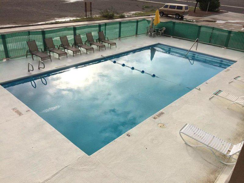 C9CBB3211F4B58499DB043F6421DD393