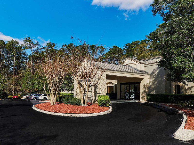 BBB63154E21698665F91C44FCD9267A9