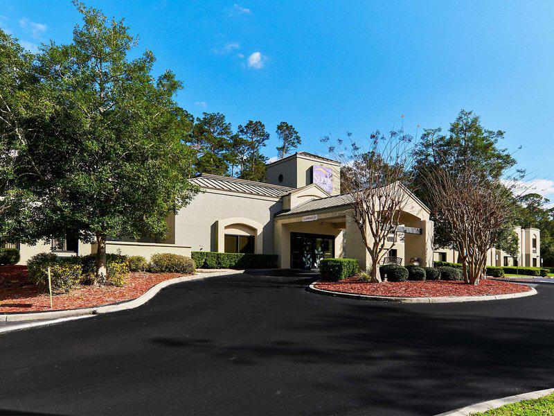 A6551C3B3824948A7EA1C5AAACB85095