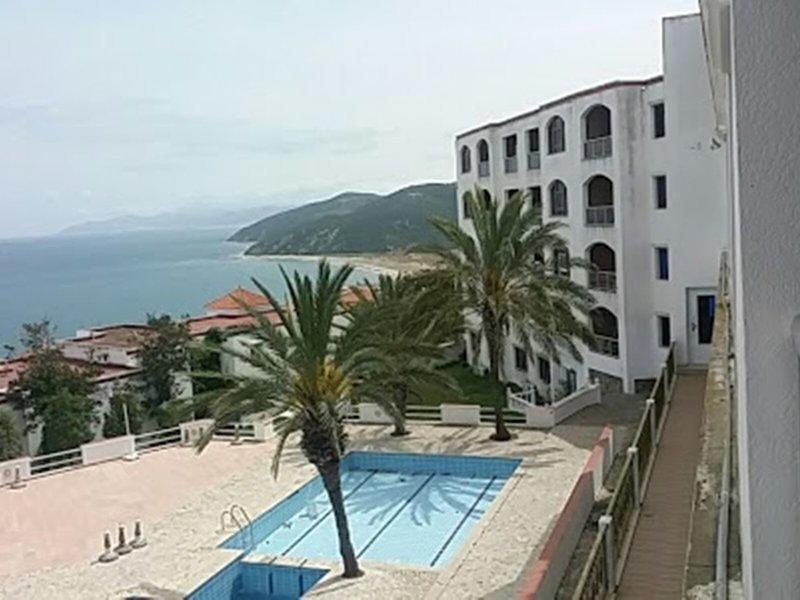 5E14D7F75992F4B66090B80287438FF6