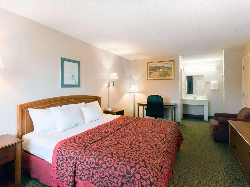 D7C432B8C01819F4929D55B28F0B20EB