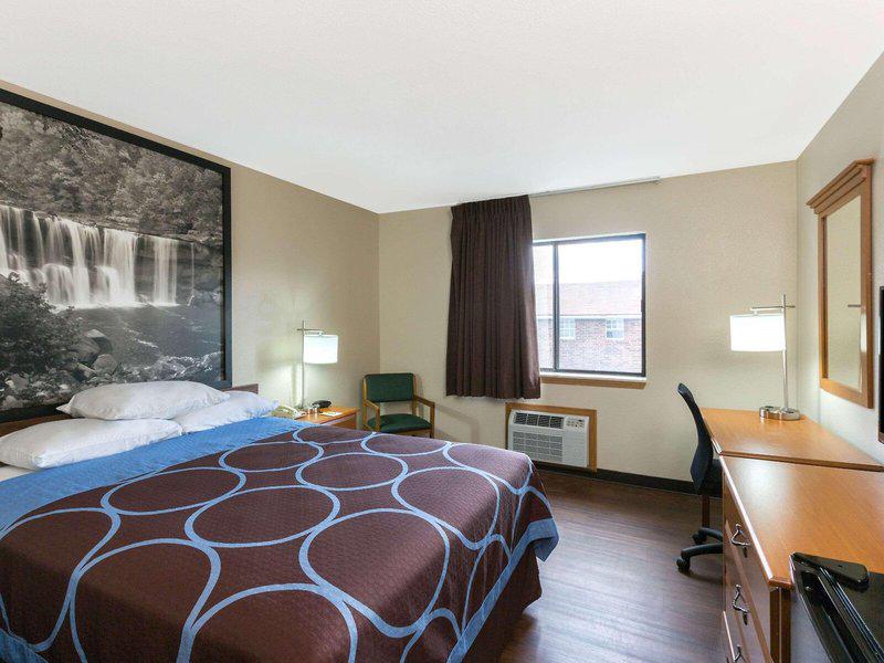 146595DD4BA0D8CD3EB235F20597CB35