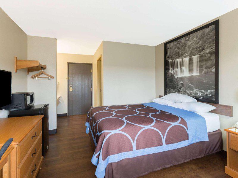 EE5853A6EB4FFC1EF00FFDFF8303D274