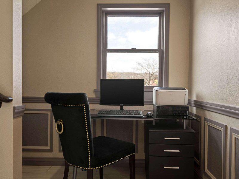 0B4B3590FBECF223DA6353C7E25335B9