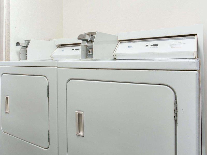 ECE38B9DCEBE152D28E26ECB11C3C5DC