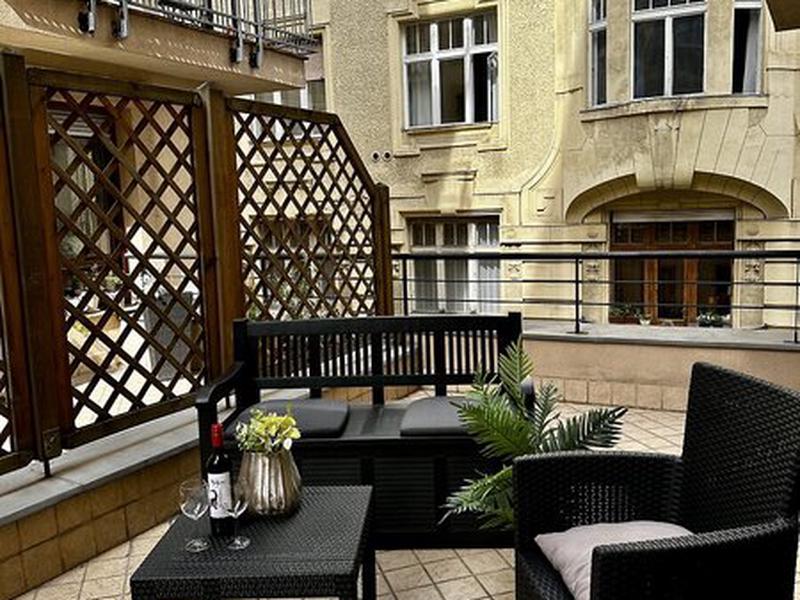 2FE0FD451B0BE623E3B843863ABB3022