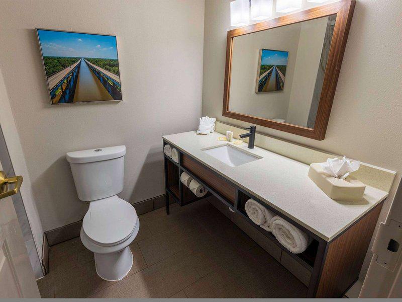 6BB1CCCD1F533B0385DC22A248892F2F