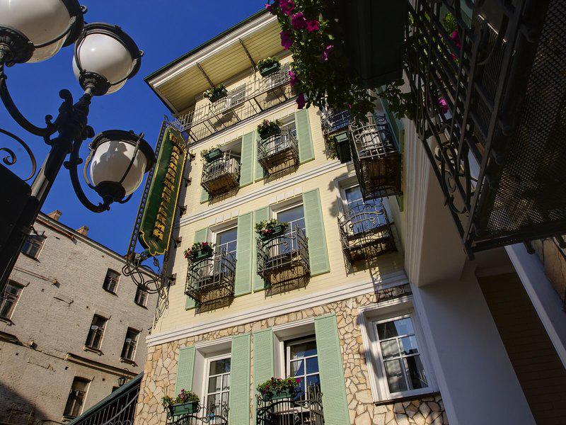 4295DE1C4FC3B6EE79FFCB57731B48B0