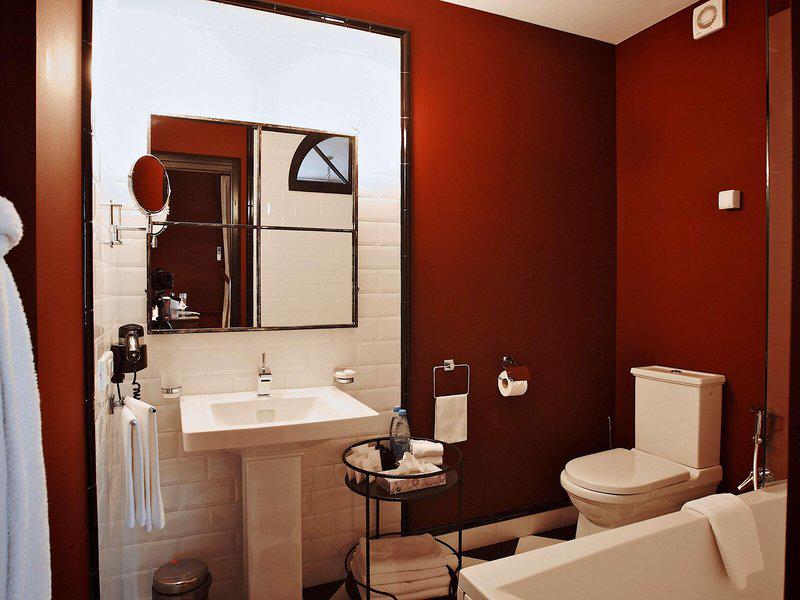 DCC73D90063DC4075A7971060B1BDFAC