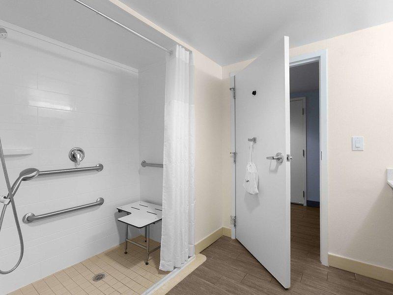 E4DE4B76ED5D28A8B56F4CF1FF05AA17