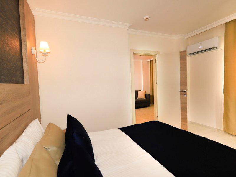 2F4E71C6ABBBC73F17BEDAAFBA420268