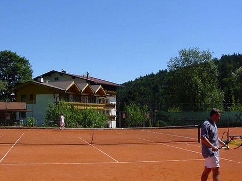 26DC5F286EF99D94AFE0CB043C8E8967