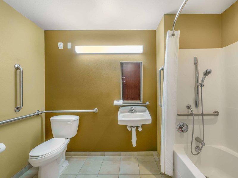 B56DC44DD45AA7A43435E48627945A3D