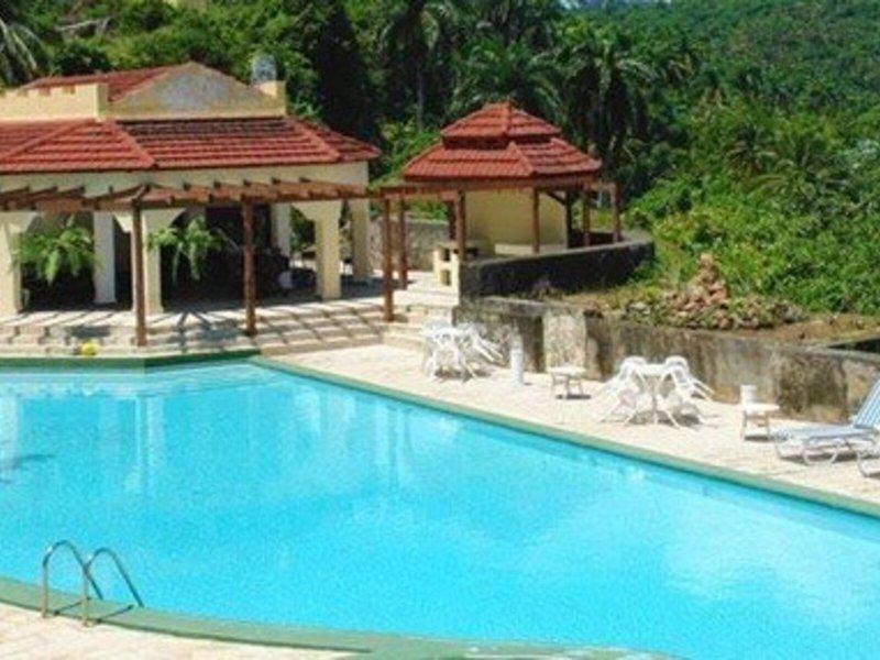 7C9DF60FED8A7967AE5B926EB81D2662