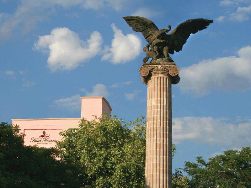 55DE18D22C61CE345D0F87B58E915819