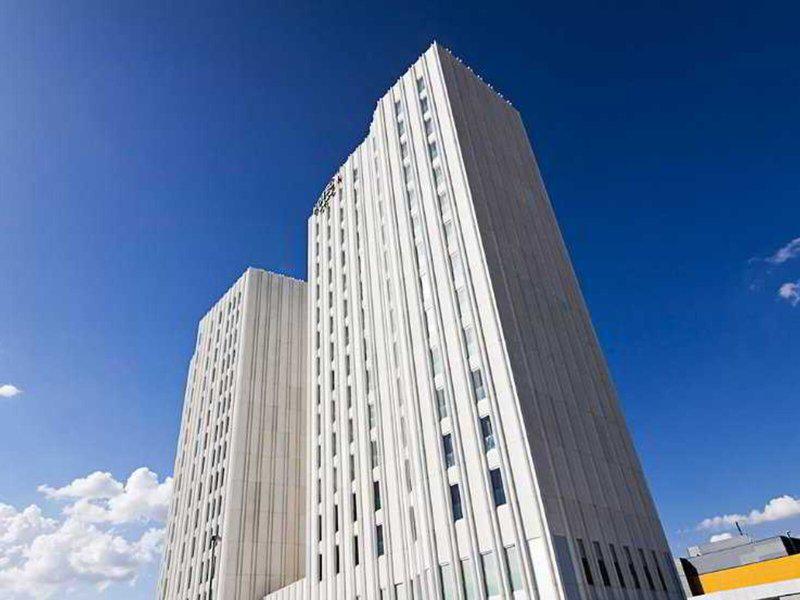 7FF01885A211A304EC1032A04DD7A27A