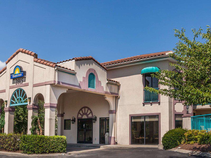 D10D2070F2E8409BAF14C34E07638E8D