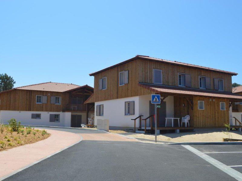 7CB5D88C127E872E808433D82B64EB87