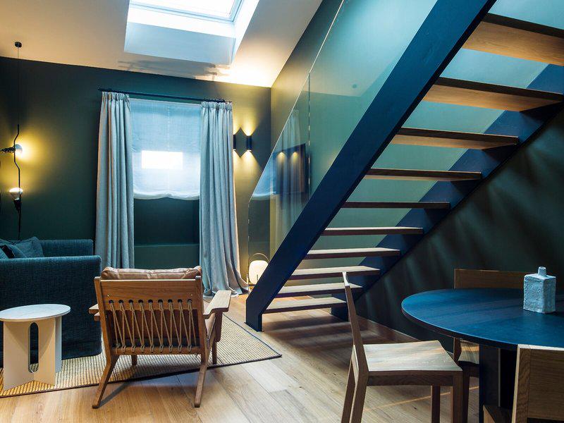 616F4F9DC54B00E5607D868EB6DC748C