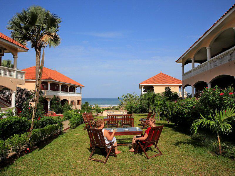 2E68EADEDBE95447E198A82E512F559E