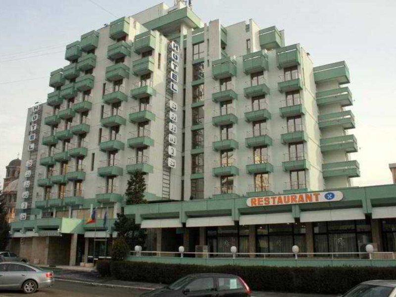 5FFBC870A5B9567EF176D500112D8233