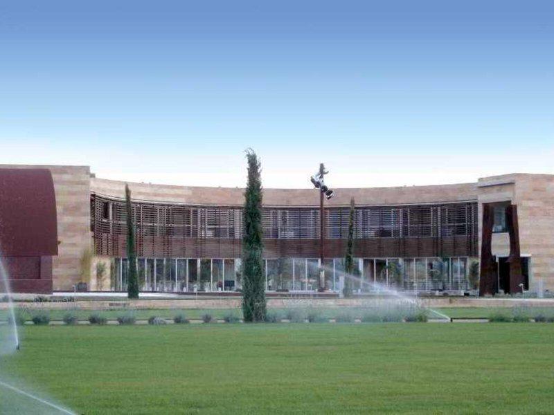 C004338948837715592688CA3B3A880E