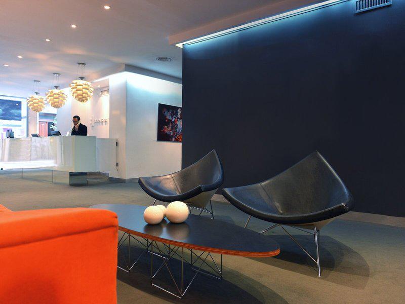 06B43741A9CE7A74D8D90B759952CF3B