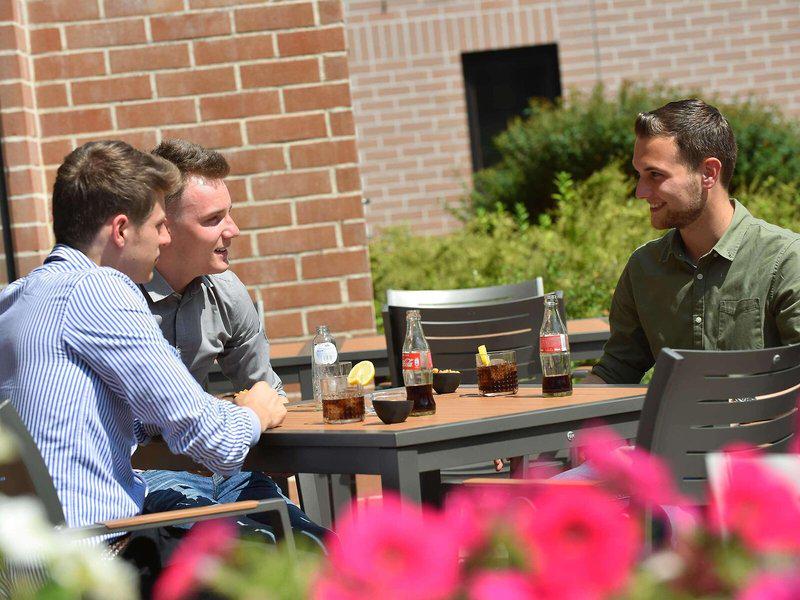 194F761842ECA88230D806226429AF5B