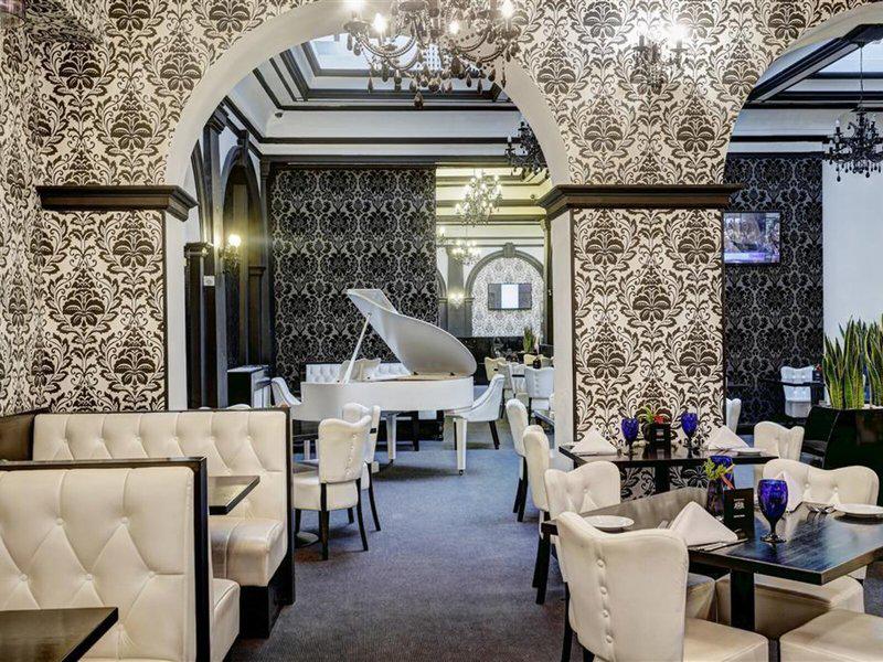 937A1057AE7350902F1DBF562A687104