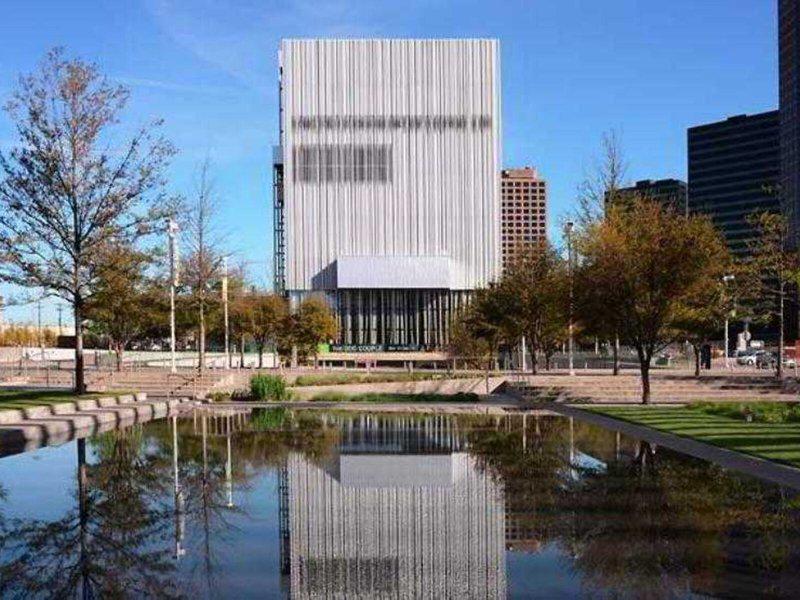 E14FCD850D4A3229F2C17E4E9D9E3DE8