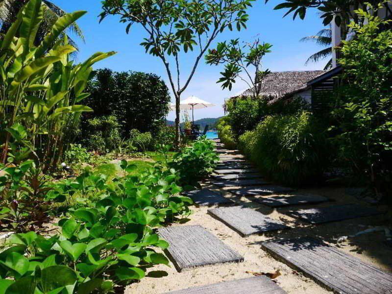 0E8F39303AA9F162A98BAE355ABEFA35