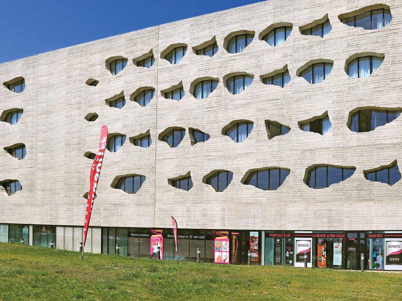 86D2F0484B3694C2EB9E86BCA589D08B