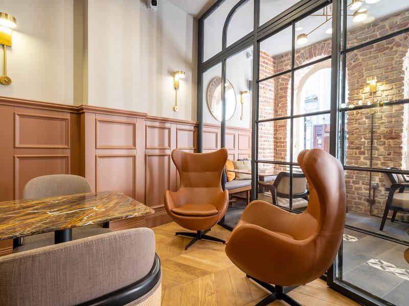 976583519FDA5BE61E3B71A33A303AD0