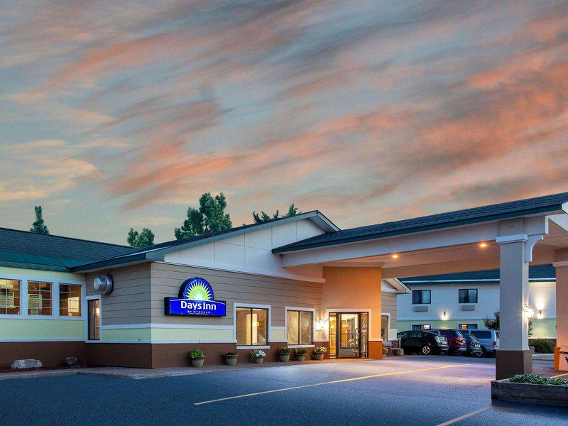 57FC30BDCD423BD14ADA2F3C7975D431