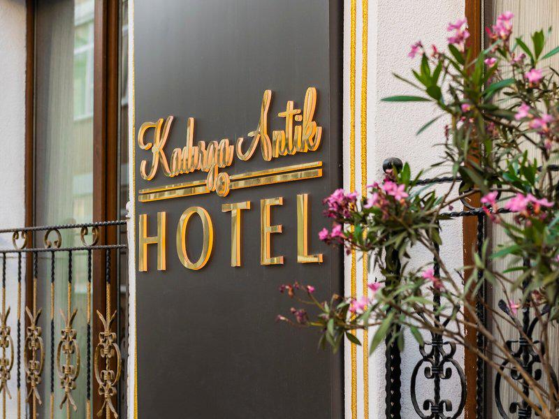 D9FDB46162C2ED0DDF3131D6B7A7B94F