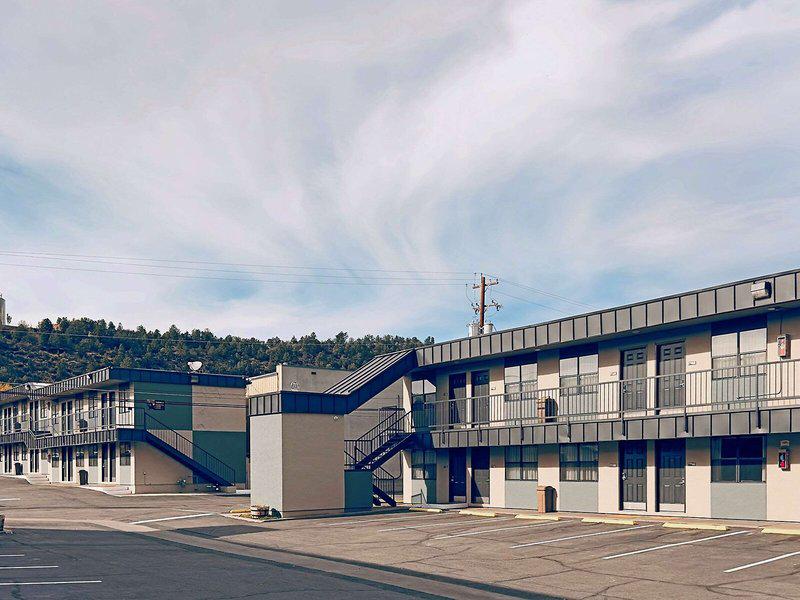 9C8704F40717BE4216E3BE4737BCCEB7