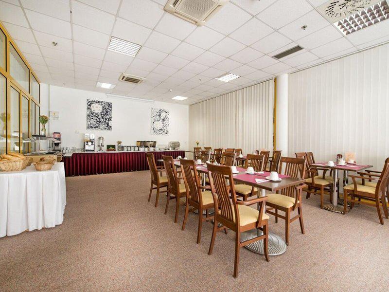 C8B712FE7AC6EC0E850768DA9F284CD3